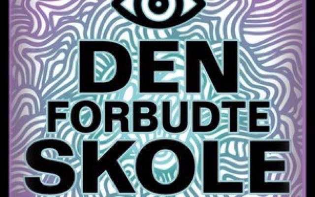 Podcastens cover — Den Forbudte Skole på lilla bølger